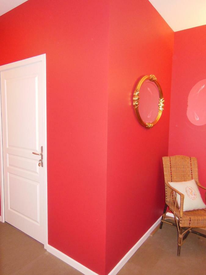 Les Fontenottes Bed and Breakfast Besançon Exteriör bild